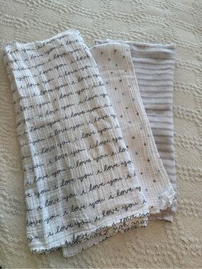 Muslin blankets for baby - soft colors and prints great for swaddling